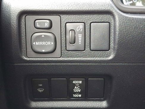 Used 2014 Toyota 4Runner SR5 Premium image 25