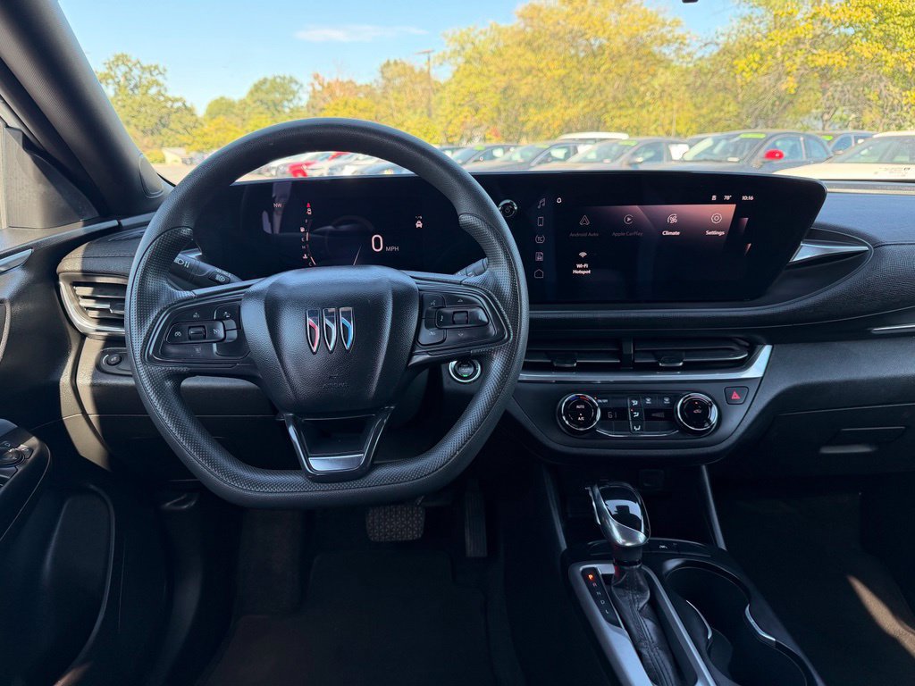 Used 2024 Buick Envista Preferred FWD image 18