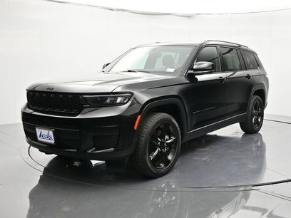 Used 2023 Jeep Grand Cherokee L Laredo