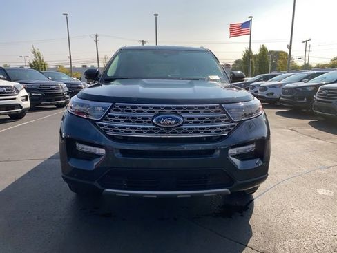 Certified 2023 Ford Explorer Limited w/ Equipment Group 301A image 2
