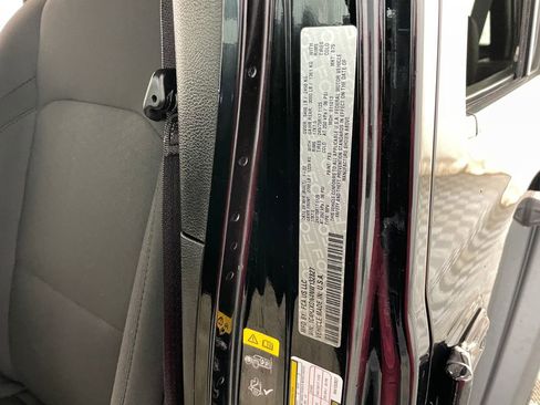 Used 2022 Jeep Wrangler Unlimited Sport image 30