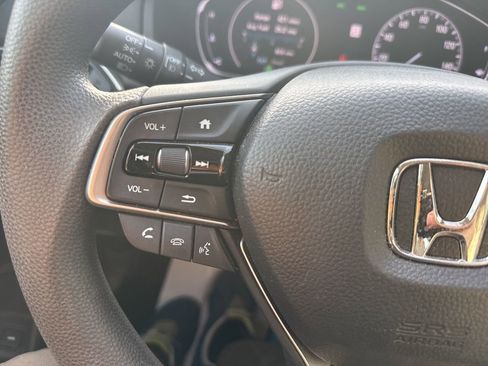 Used 2019 Honda Accord EX image 29