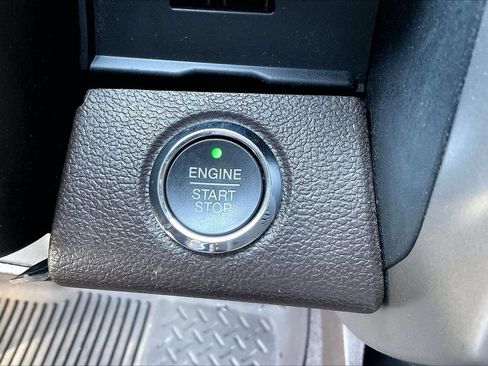 Used 2016 Ford F150 King Ranch w/ Equipment Group 601A Luxury AWD/4WD image 30