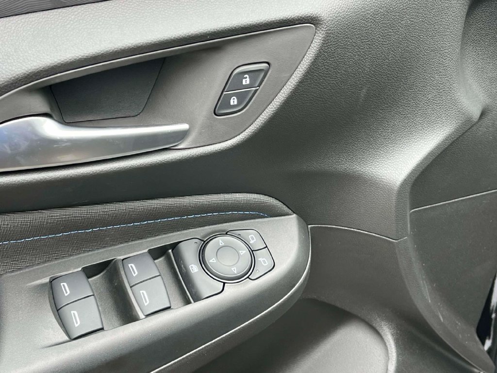 New 2026 Buick Envista Sport Touring w/ Convenience I Package FWD image 20
