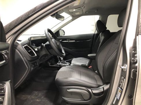 New 2026 Kia Seltos S AWD/4WD image 17