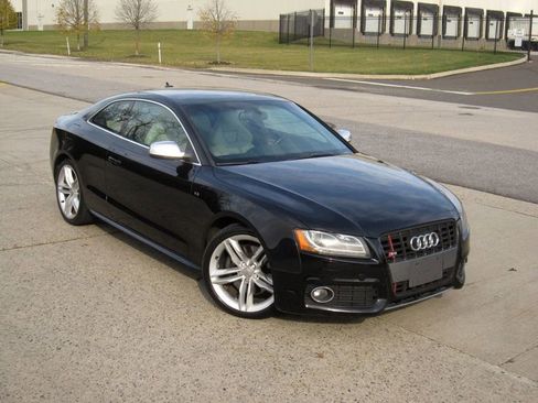 Used 2011 Audi S5 Prestige image 2