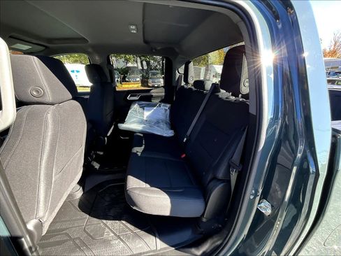 New 2026 Chevrolet Silverado 1500 LT image 15