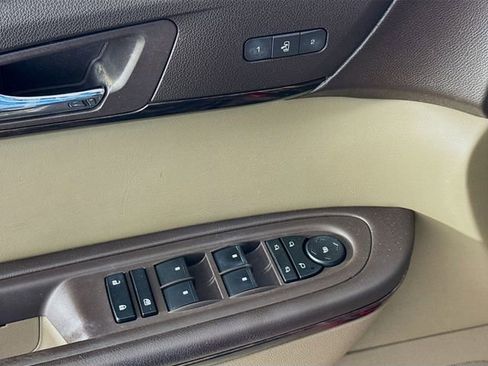 Used 2014 GMC Acadia Denali image 20