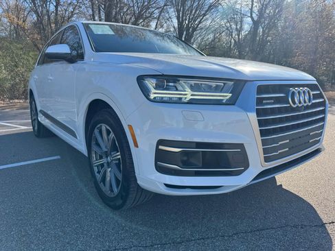 Used 2018 Audi Q7 3.0T Prestige w/ Prestige Package image 4