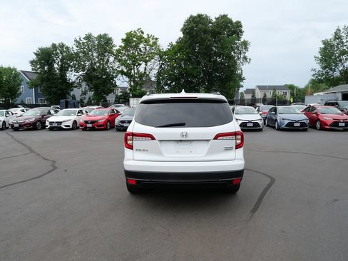 Used 2021 Honda Pilot Special Edition image 4
