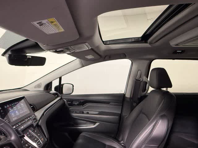 Used 2024 Honda Odyssey Touring image 30