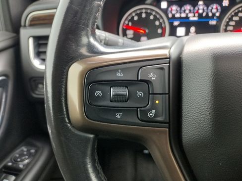 Used 2021 Chevrolet Suburban High Country image 32