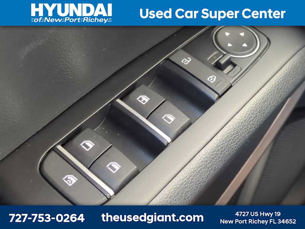 Used 2022 Kia Soul LX w/ Technology Package FWD image 23
