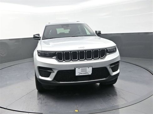 New 2025 Jeep Grand Cherokee Laredo X w/ Luxury Tech Group I image 2