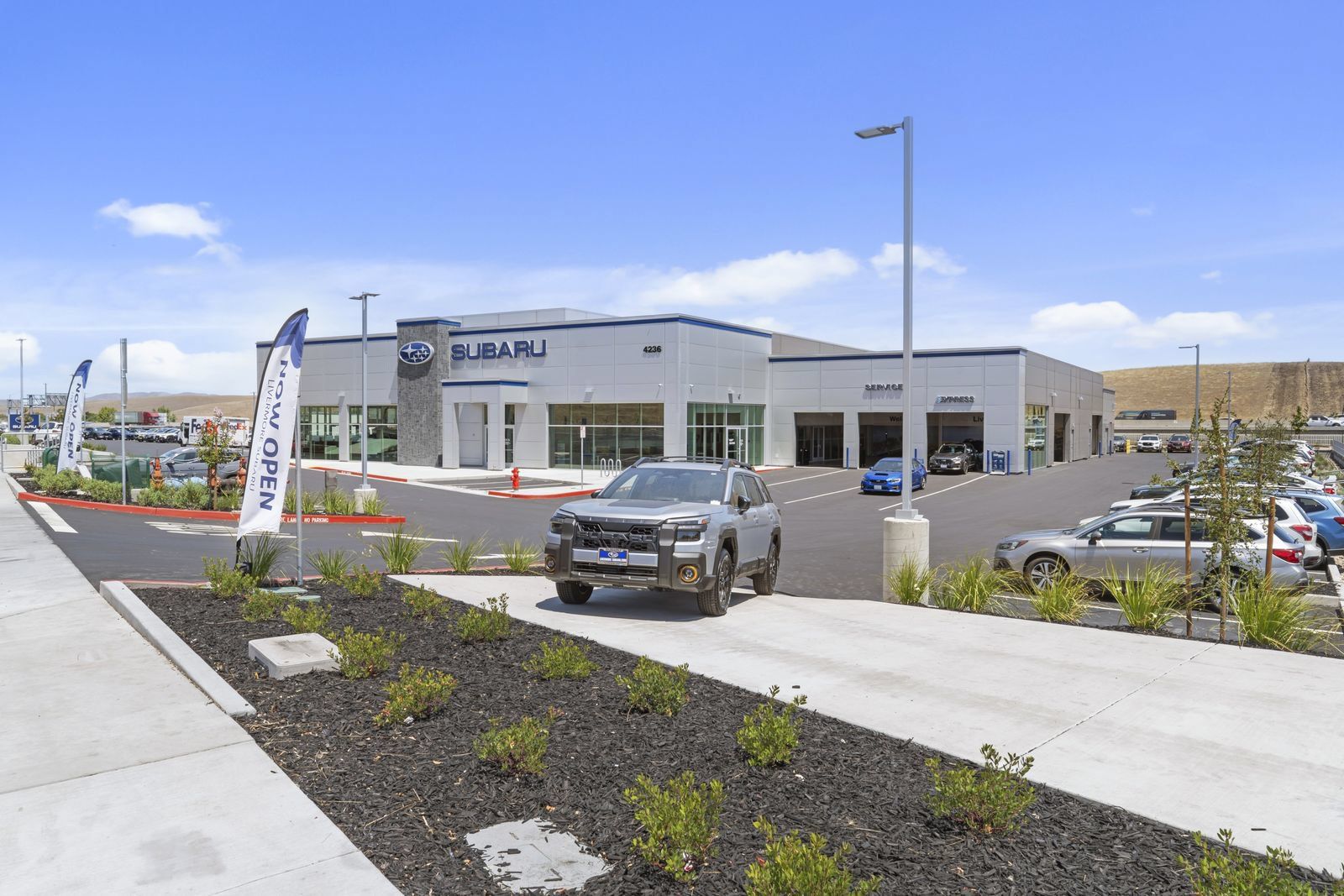Used 2023 Subaru Outback Onyx Edition AWD/4WD image 6