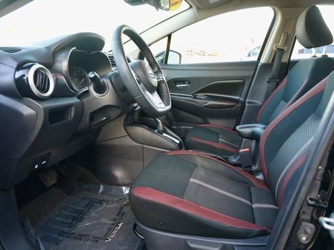 Used 2024 Nissan Versa SR w/ Trunk Package image 12