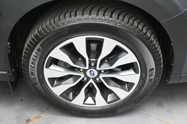 Used 2024 Subaru Outback Limited AWD/4WD image 10