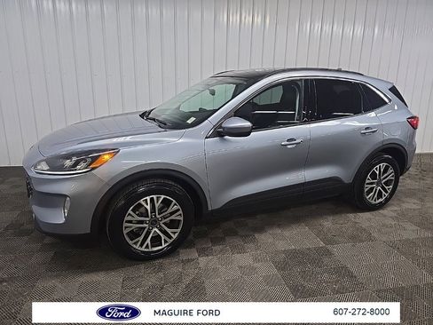 Used 2022 Ford Escape SEL w/ Technology Package image 6