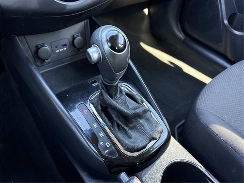 Used 2012 Kia Forte EX image 27