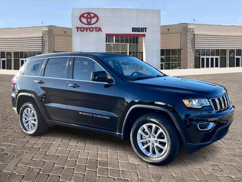Used 2022 Jeep Grand Cherokee Laredo E image 9