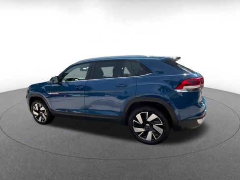 Used 2026 Volkswagen Atlas Cross Sport SE FWD image 8