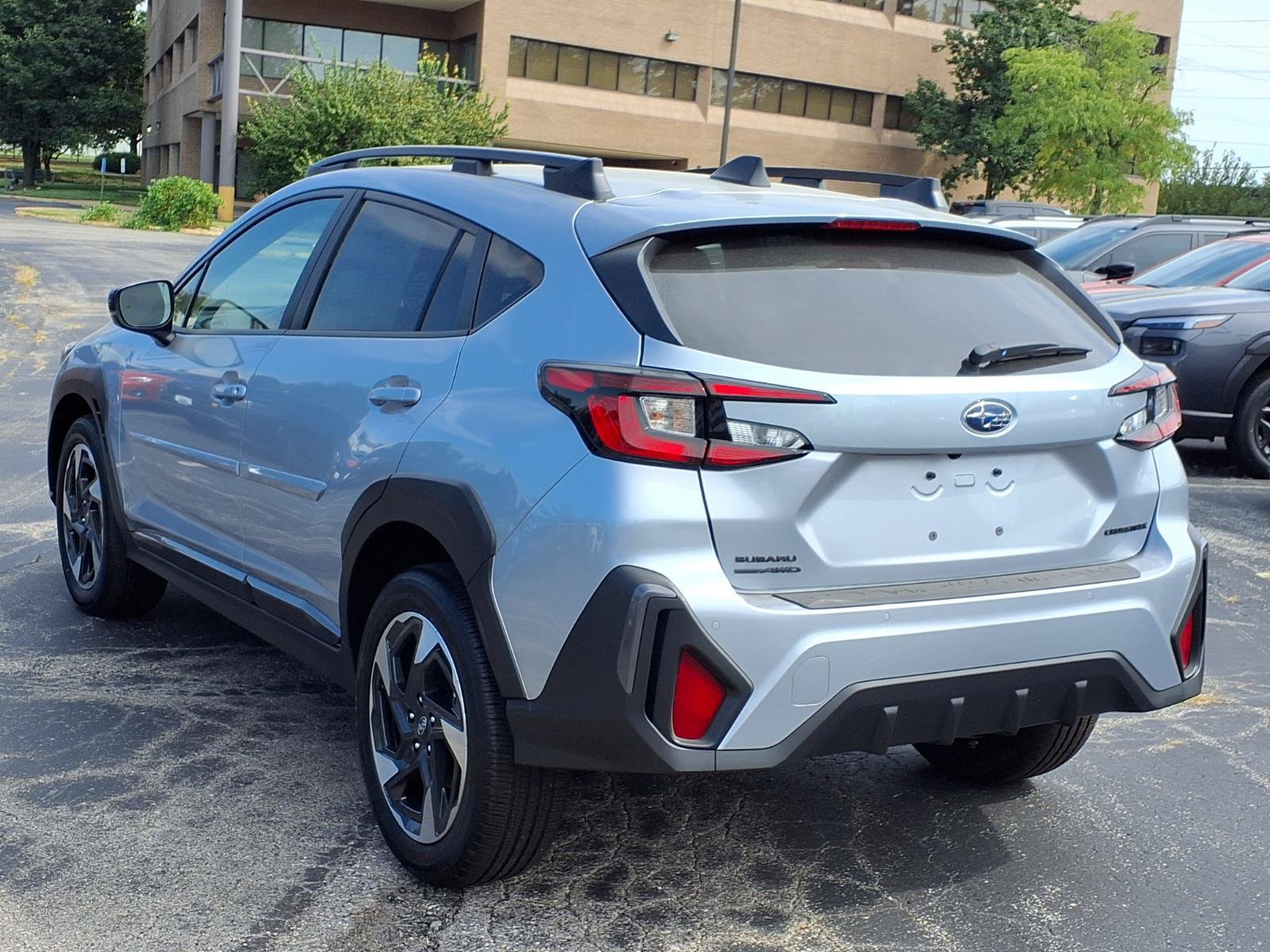 New 2026 Subaru Crosstrek 2.5i Limited w/ Crosstrek Mirror Package AWD/4WD image 2
