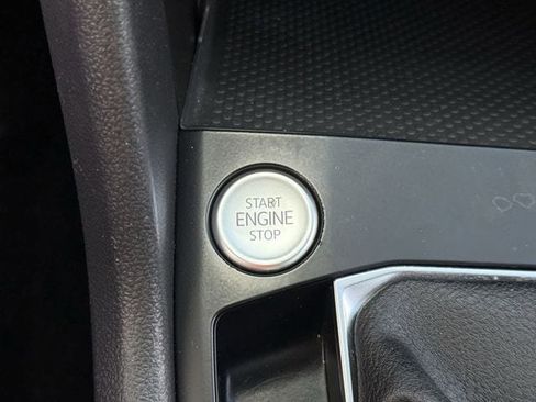 Used 2022 Volkswagen Taos S image 22