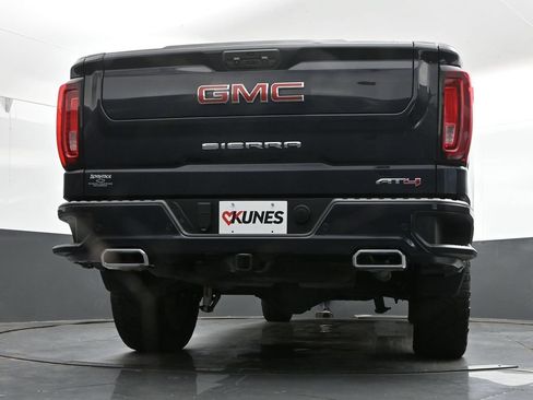 Used 2022 GMC Sierra 1500 AT4 w/ AT4 Premium Package AWD/4WD image 38