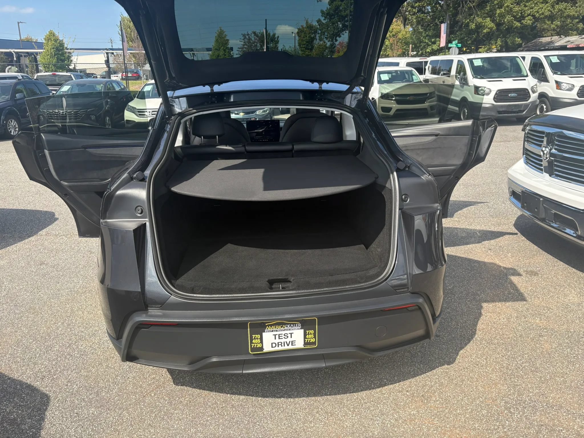 Used 2026 Tesla Model Y 2WD image 20