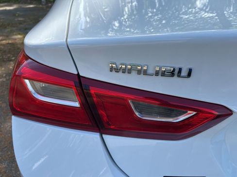 Used 2023 Chevrolet Malibu LT image 11