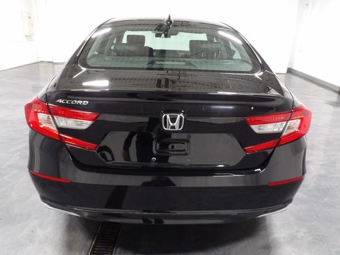Used 2020 Honda Accord EX image 6