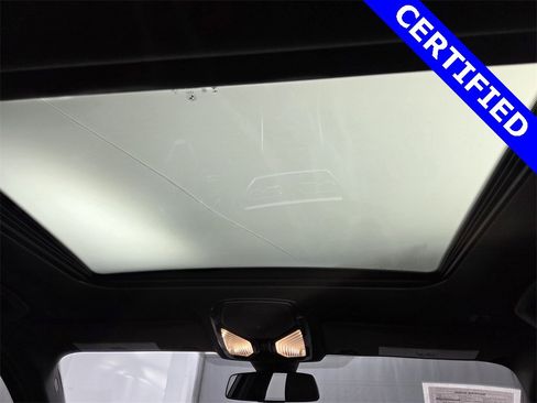 Certified 2022 BMW 330i Sedan w/ Convenience Package image 27