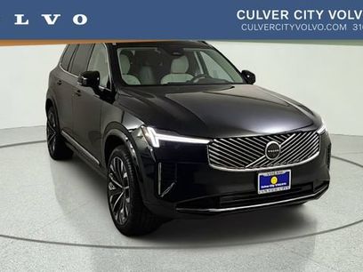 New 2026 Volvo XC90 T8 Ultra w/ Lounge Package
