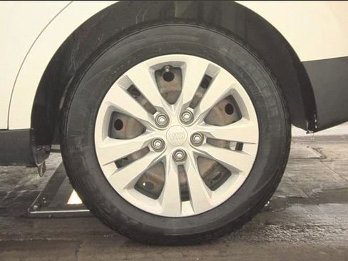 Used 2020 Kia Soul LX image 28