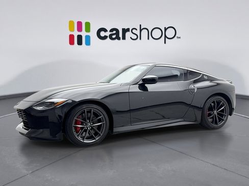 Used 2024 Nissan Z Performance w/ Floor Mat Package RWD image 1