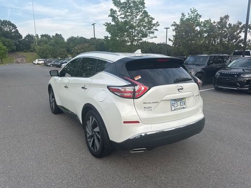 Used 2016 Nissan Murano Platinum w/ Platinum Technology Package FWD image 3