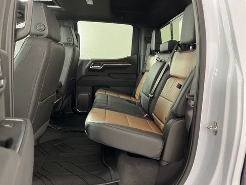 New 2026 Chevrolet Silverado 1500 High Country AWD/4WD image 22