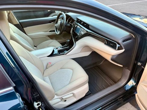 Used 2019 Toyota Camry LE image 15