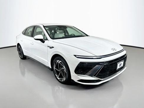 New 2026 Hyundai Sonata SEL FWD image 3