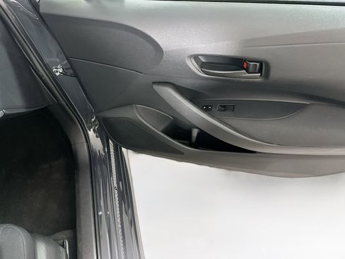 Used 2023 Toyota Corolla LE image 31