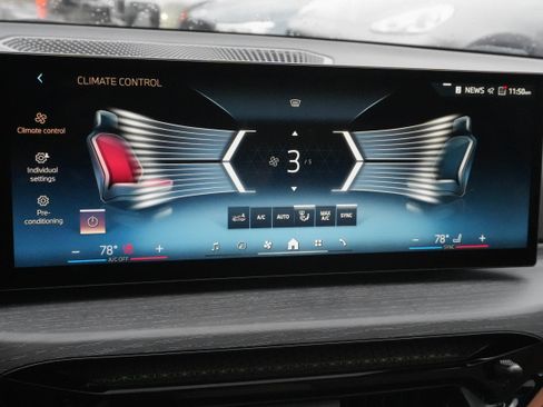 Certified 2025 BMW 330i Sedan image 24