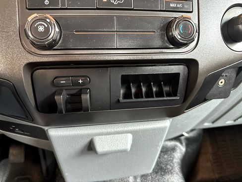 Used 2012 Ford F250 XL w/ PWR Equipment Group image 41