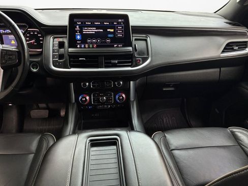 Used 2021 GMC Yukon SLT w/ SLT Luxury Plus Package image 3