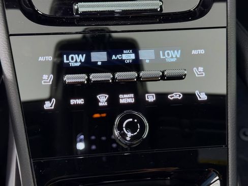 New 2026 Porsche Cayenne AWD/4WD image 18