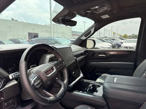 Used 2026 GMC Yukon AT4 w/ AT4 Premium Plus Package AWD/4WD image 14