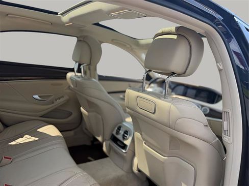 Used 2019 Mercedes-Benz S 560 4MATIC Sedan image 38