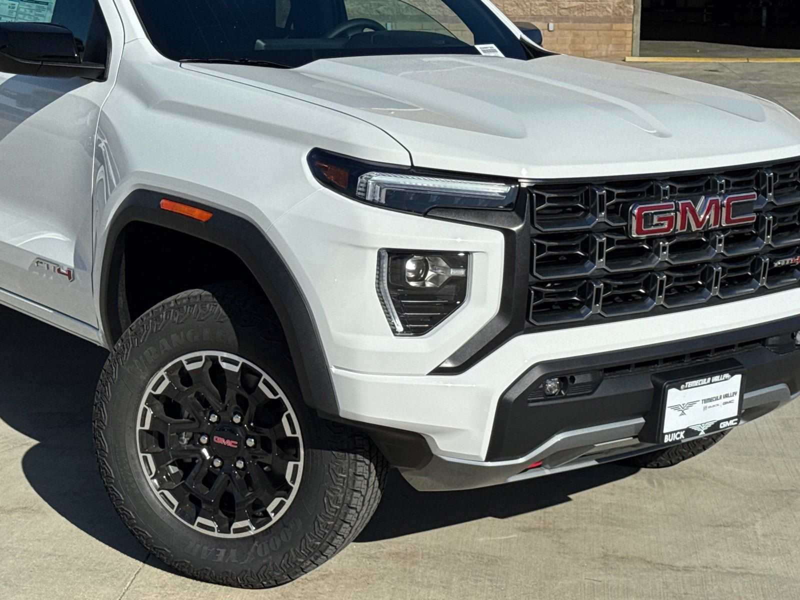 Used 2026 GMC Canyon AT4 AWD/4WD image 3