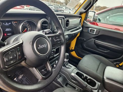 Used 2021 Jeep Wrangler Unlimited Sport image 9