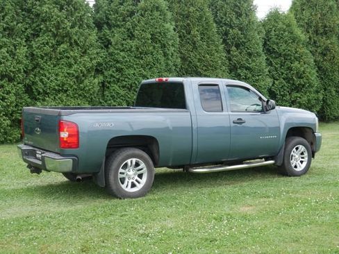Used 2010 Chevrolet Silverado 1500 LT w/ Power Pack Plus AWD/4WD image 8