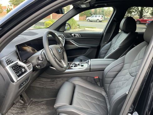 New 2026 BMW X5 xDrive50e image 11
